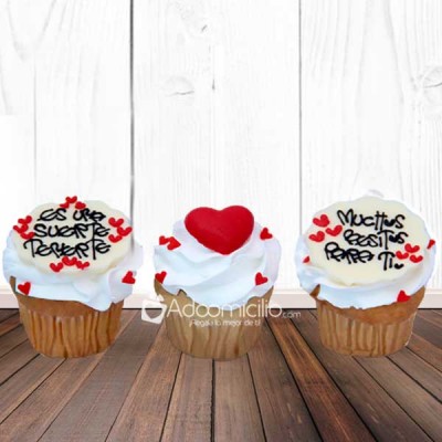 Regalos San Valentin Medellín ​Cupcakes x 3 unidades Cartel